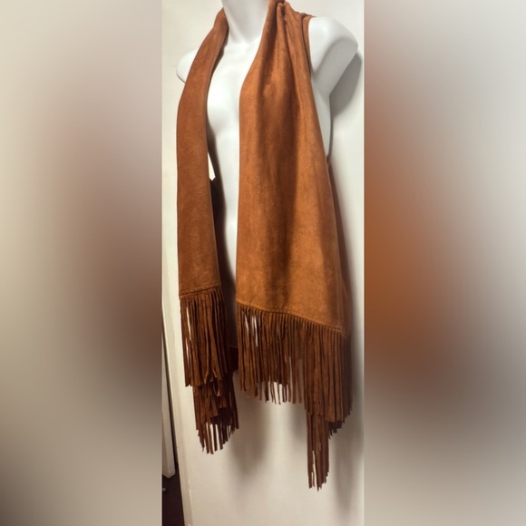 American Rag Fringed Tan Vest - Picture 2 of 5